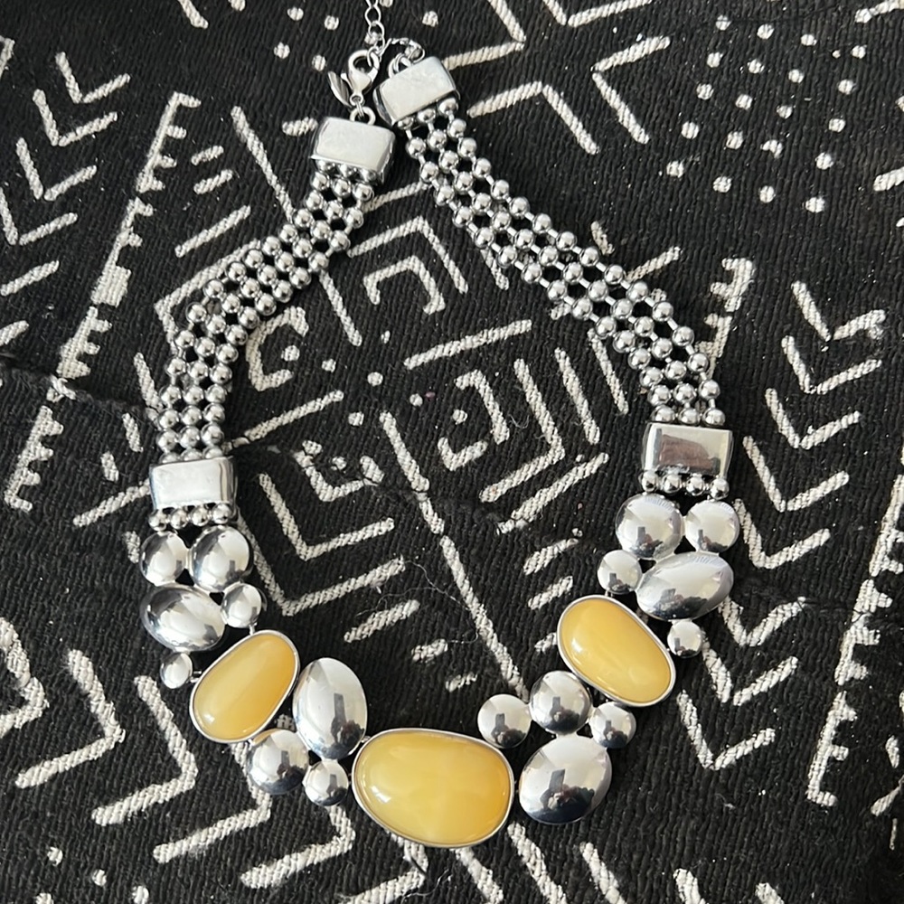 Lia Sophia necklace